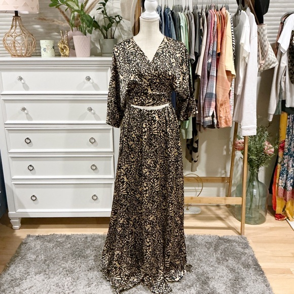 Baltic Born | Morlana Maxi Dress Black Tan Animal Print Slit Cut Out size L NWT - Picture 5 of 16